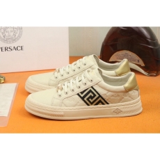 Givenchy Sneakers